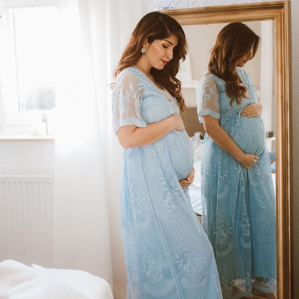 SOLD✨ MATERNITY LACE MESH OVERLAY MAXI DRESS
